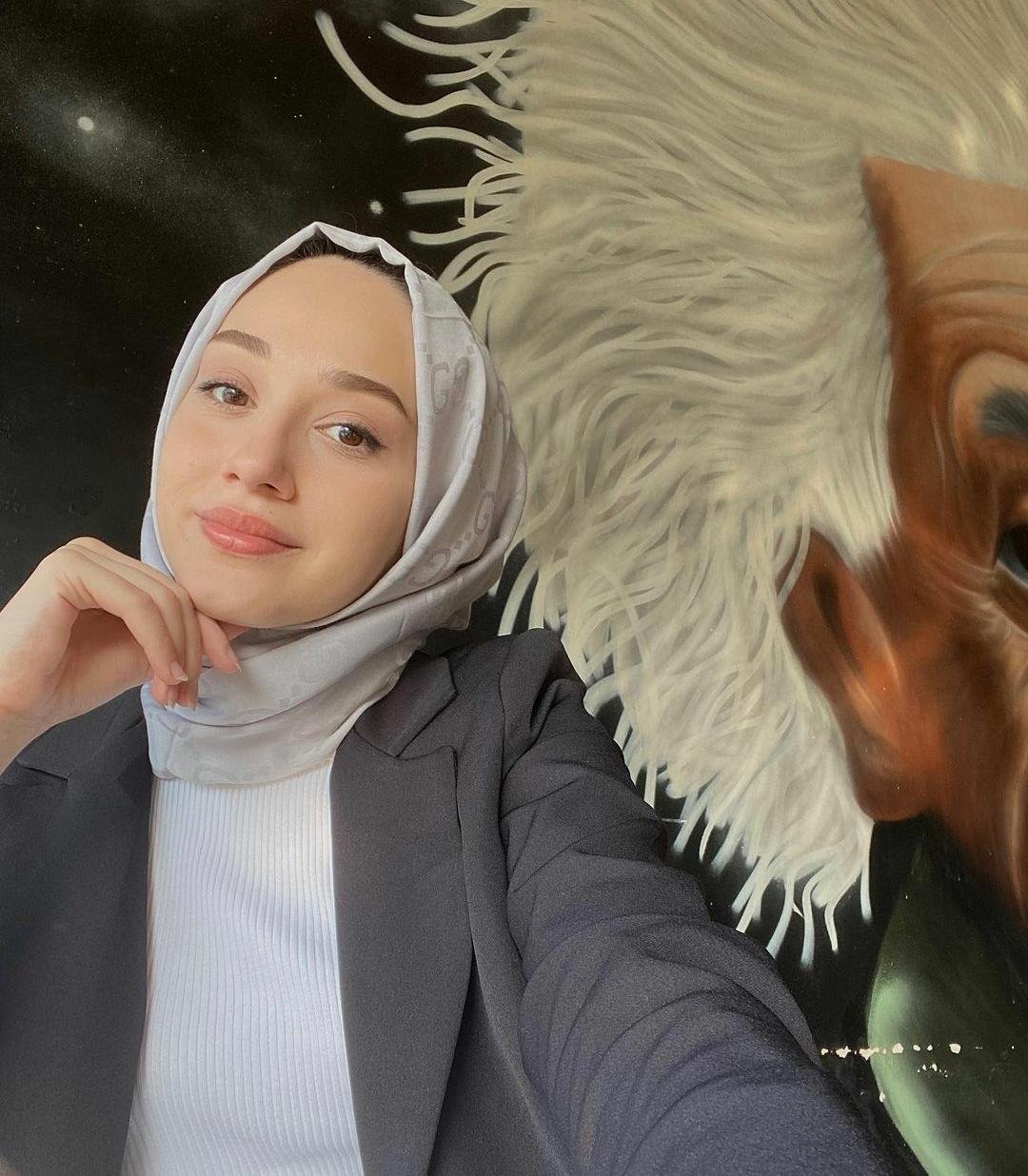 Bornova Eğlenceli Partner Escort Sultan